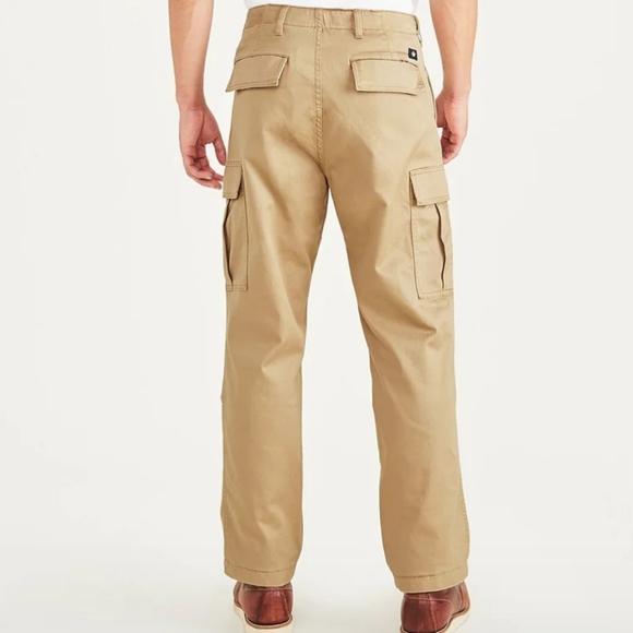 Dockers cargo pants relaxed fit Size 34 x 30 - Picture 2 of 4
